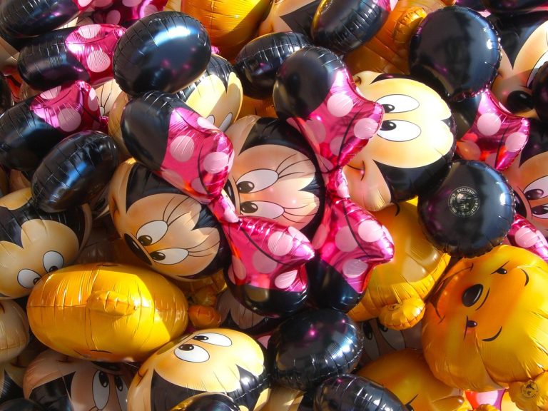 Cazare, bilete și transport: cum calculezi bugetul pentru Disneyland Paris?