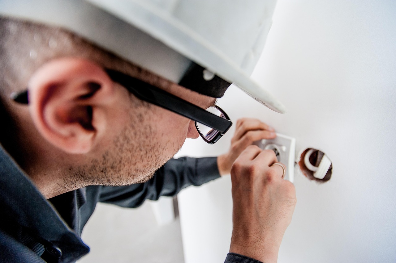 Ce inveti intr-o pregatire pentru meseria de electrician