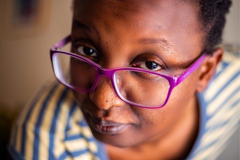 ce inseamna ax la ochelari